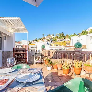 Stunning In Mlaga With 2 Bedrooms And Wifi Сasa de vacaciones Málaga